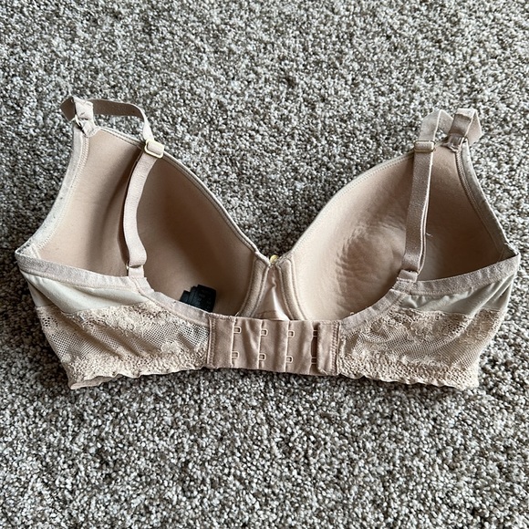 Natori Nude Bra - Picture 3 of 6